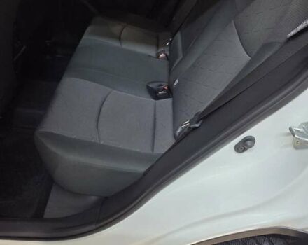 Белый Тойота РАВ 4, объемом двигателя 2 л и пробегом 66 тыс. км за 26000 $, фото 1 на Automoto.ua