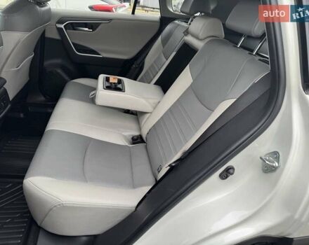 Білий Тойота РАВ 4, об'ємом двигуна 1.99 л та пробігом 99 тис. км за 28000 $, фото 22 на Automoto.ua