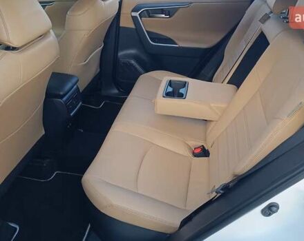 Білий Тойота РАВ 4, об'ємом двигуна 2.49 л та пробігом 125 тис. км за 34376 $, фото 11 на Automoto.ua