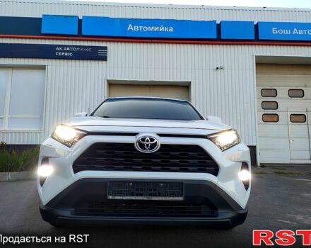 Белый Тойота РАВ 4, объемом двигателя 2 л и пробегом 75 тыс. км за 23350 $, фото 2 на Automoto.ua