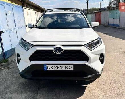 Білий Тойота РАВ 4, об'ємом двигуна 2.5 л та пробігом 121 тис. км за 27000 $, фото 4 на Automoto.ua
