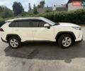 Белый Тойота РАВ 4, объемом двигателя 1.99 л и пробегом 165 тыс. км за 27000 $, фото 4 на Automoto.ua