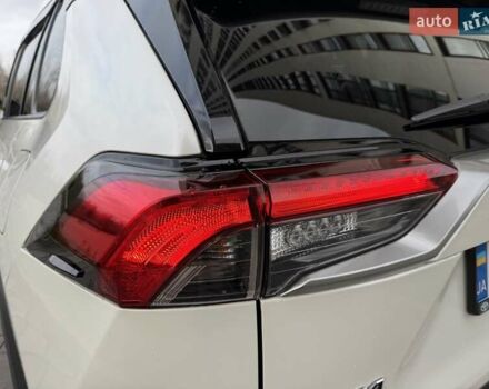 Белый Тойота РАВ 4, объемом двигателя 1.99 л и пробегом 99 тыс. км за 27500 $, фото 14 на Automoto.ua