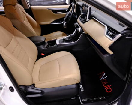 Білий Тойота РАВ 4, об'ємом двигуна 2.5 л та пробігом 98 тис. км за 32900 $, фото 46 на Automoto.ua