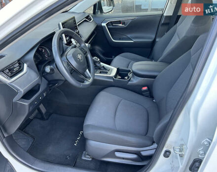 Белый Тойота РАВ 4, объемом двигателя 1.99 л и пробегом 70 тыс. км за 28500 $, фото 13 на Automoto.ua