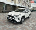 Белый Тойота РАВ 4, объемом двигателя 2 л и пробегом 70 тыс. км за 27999 $, фото 1 на Automoto.ua