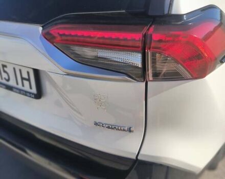 Белый Тойота РАВ 4, объемом двигателя 2.49 л и пробегом 92 тыс. км за 32000 $, фото 2 на Automoto.ua