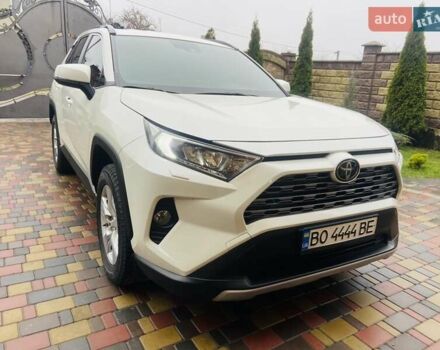 Белый Тойота РАВ 4, объемом двигателя 2 л и пробегом 41 тыс. км за 30700 $, фото 4 на Automoto.ua