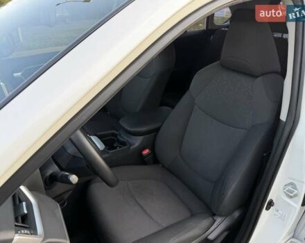 Белый Тойота РАВ 4, объемом двигателя 2.5 л и пробегом 105 тыс. км за 29900 $, фото 21 на Automoto.ua