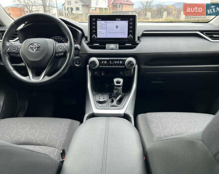 Білий Тойота РАВ 4, об'ємом двигуна 2 л та пробігом 106 тис. км за 27900 $, фото 28 на Automoto.ua