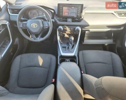Білий Тойота РАВ 4, об'ємом двигуна 2.49 л та пробігом 86 тис. км за 8500 $, фото 7 на Automoto.ua
