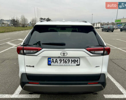Білий Тойота РАВ 4, об'ємом двигуна 1.99 л та пробігом 82 тис. км за 28000 $, фото 5 на Automoto.ua