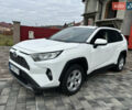 Білий Тойота РАВ 4, об'ємом двигуна 2 л та пробігом 106 тис. км за 27900 $, фото 3 на Automoto.ua