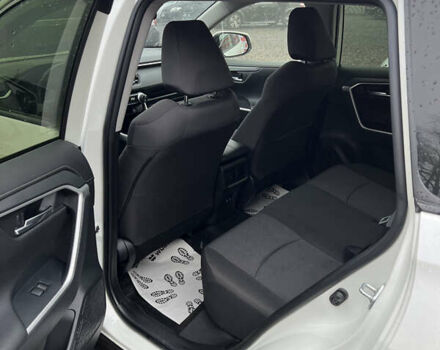 Белый Тойота РАВ 4, объемом двигателя 1.99 л и пробегом 88 тыс. км за 27000 $, фото 15 на Automoto.ua