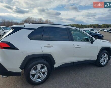 Белый Тойота РАВ 4, объемом двигателя 1.99 л и пробегом 171 тыс. км за 26799 $, фото 4 на Automoto.ua