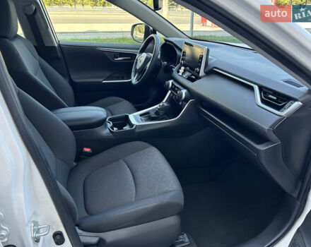 Белый Тойота РАВ 4, объемом двигателя 1.99 л и пробегом 70 тыс. км за 28500 $, фото 22 на Automoto.ua