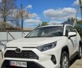 Белый Тойота РАВ 4, объемом двигателя 1.99 л и пробегом 50 тыс. км за 27000 $, фото 1 на Automoto.ua