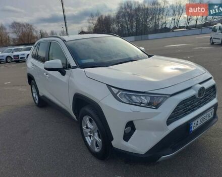 Белый Тойота РАВ 4, объемом двигателя 1.99 л и пробегом 171 тыс. км за 26799 $, фото 3 на Automoto.ua