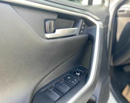 Белый Тойота РАВ 4, объемом двигателя 2 л и пробегом 101 тыс. км за 27600 $, фото 8 на Automoto.ua