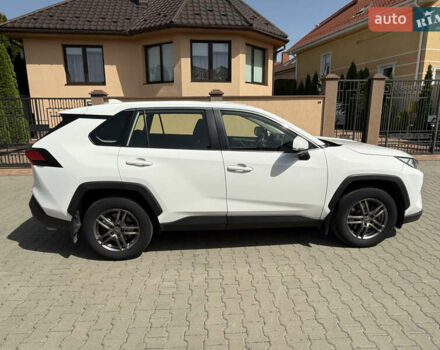 Білий Тойота РАВ 4, об'ємом двигуна 2 л та пробігом 76 тис. км за 25900 $, фото 8 на Automoto.ua