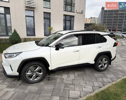 Белый Тойота РАВ 4, объемом двигателя 1.99 л и пробегом 99 тыс. км за 27500 $, фото 3 на Automoto.ua