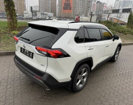 Белый Тойота РАВ 4, объемом двигателя 2 л и пробегом 99 тыс. км за 26500 $, фото 1 на Automoto.ua