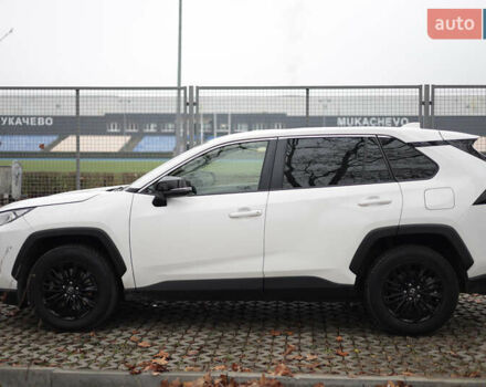 Білий Тойота РАВ 4, об'ємом двигуна 1.99 л та пробігом 140 тис. км за 23300 $, фото 1 на Automoto.ua