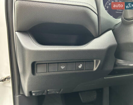 Білий Тойота РАВ 4, об'ємом двигуна 2 л та пробігом 106 тис. км за 27900 $, фото 43 на Automoto.ua