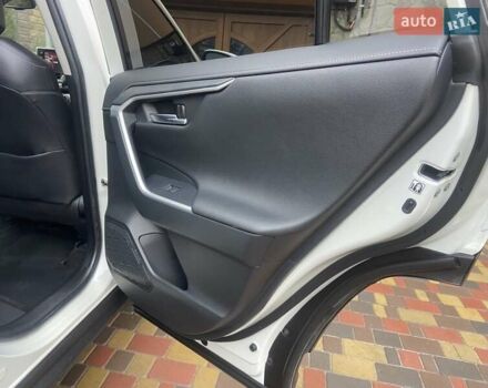 Белый Тойота РАВ 4, объемом двигателя 2 л и пробегом 41 тыс. км за 30700 $, фото 46 на Automoto.ua