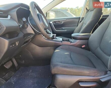 Білий Тойота РАВ 4, об'ємом двигуна 2.49 л та пробігом 86 тис. км за 8500 $, фото 6 на Automoto.ua