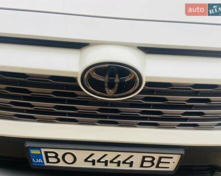 Белый Тойота РАВ 4, объемом двигателя 2 л и пробегом 41 тыс. км за 30700 $, фото 8 на Automoto.ua