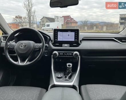 Білий Тойота РАВ 4, об'ємом двигуна 2 л та пробігом 106 тис. км за 27900 $, фото 29 на Automoto.ua
