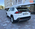 Белый Тойота РАВ 4, объемом двигателя 1.99 л и пробегом 70 тыс. км за 28500 $, фото 3 на Automoto.ua