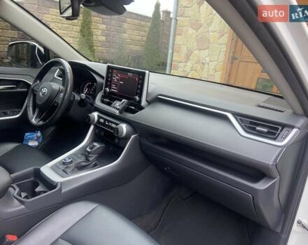 Белый Тойота РАВ 4, объемом двигателя 2 л и пробегом 41 тыс. км за 30700 $, фото 49 на Automoto.ua