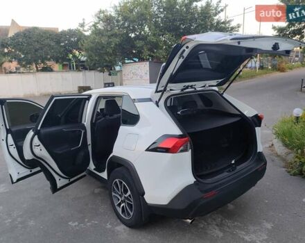 Белый Тойота РАВ 4, объемом двигателя 2 л и пробегом 75 тыс. км за 23350 $, фото 19 на Automoto.ua