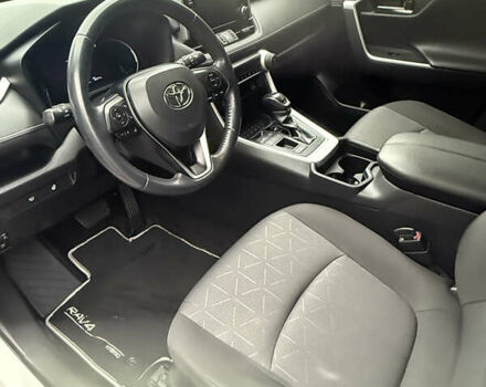 Белый Тойота РАВ 4, объемом двигателя 2.49 л и пробегом 80 тыс. км за 31700 $, фото 24 на Automoto.ua