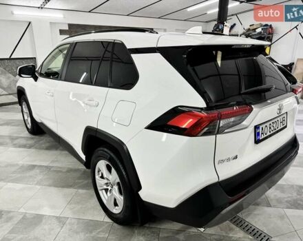 Белый Тойота РАВ 4, объемом двигателя 2 л и пробегом 138 тыс. км за 24600 $, фото 3 на Automoto.ua