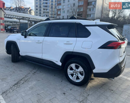 Белый Тойота РАВ 4, объемом двигателя 2.49 л и пробегом 109 тыс. км за 25900 $, фото 2 на Automoto.ua