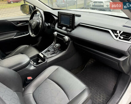 Белый Тойота РАВ 4, объемом двигателя 2.5 л и пробегом 68 тыс. км за 19500 $, фото 9 на Automoto.ua