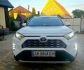 Білий Тойота РАВ 4, об'ємом двигуна 2 л та пробігом 206 тис. км за 25999 $, фото 1 на Automoto.ua