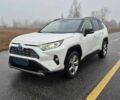 Белый Тойота РАВ 4, объемом двигателя 2.5 л и пробегом 120 тыс. км за 17300 $, фото 3 на Automoto.ua
