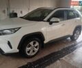 Белый Тойота РАВ 4, объемом двигателя 1.99 л и пробегом 80 тыс. км за 25000 $, фото 1 на Automoto.ua