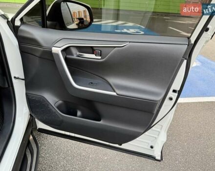 Білий Тойота РАВ 4, об'ємом двигуна 1.99 л та пробігом 93 тис. км за 25900 $, фото 44 на Automoto.ua