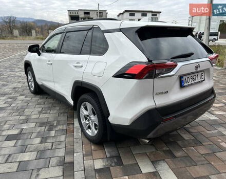 Білий Тойота РАВ 4, об'ємом двигуна 2 л та пробігом 106 тис. км за 27900 $, фото 13 на Automoto.ua