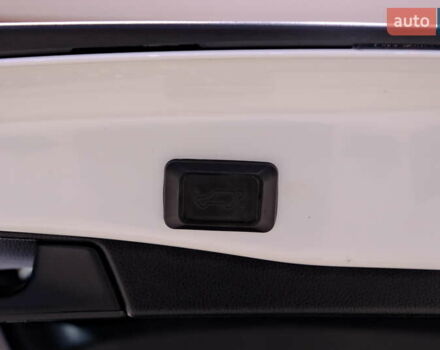 Білий Тойота РАВ 4, об'ємом двигуна 2.5 л та пробігом 98 тис. км за 32900 $, фото 56 на Automoto.ua