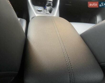 Белый Тойота РАВ 4, объемом двигателя 2 л и пробегом 41 тыс. км за 30700 $, фото 42 на Automoto.ua