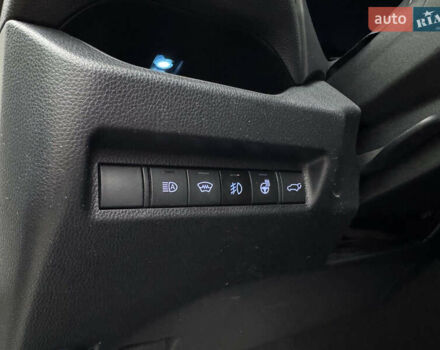 Білий Тойота РАВ 4, об'ємом двигуна 2.49 л та пробігом 106 тис. км за 31500 $, фото 10 на Automoto.ua