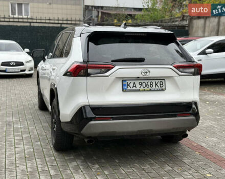 Белый Тойота РАВ 4, объемом двигателя 2.5 л и пробегом 68 тыс. км за 19500 $, фото 3 на Automoto.ua