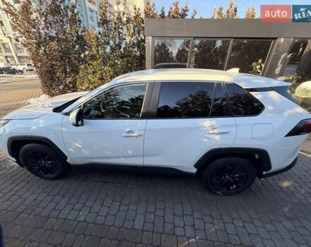 Белый Тойота РАВ 4, объемом двигателя 1.99 л и пробегом 140 тыс. км за 22500 $, фото 3 на Automoto.ua