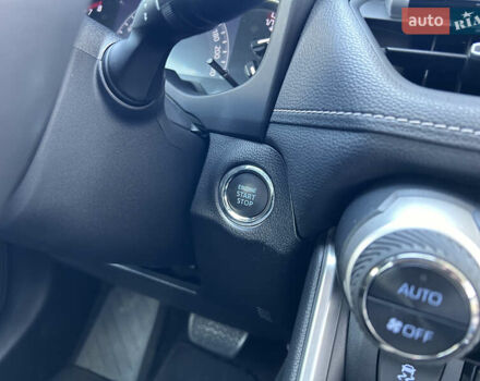 Белый Тойота РАВ 4, объемом двигателя 1.99 л и пробегом 70 тыс. км за 28500 $, фото 24 на Automoto.ua